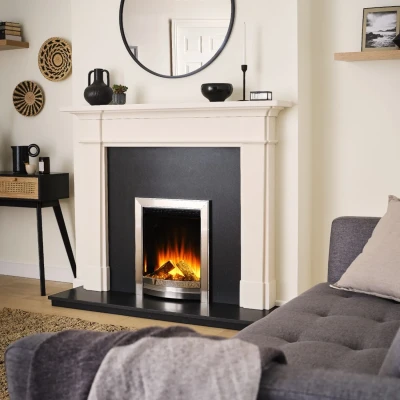 Sway Elegance Elektrisk Eldstad med Krom och Borstat Stål Front – Inbyggd Elektrisk Väggeldstad